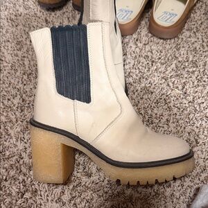 Cream and black Chelsea Ankle Boots